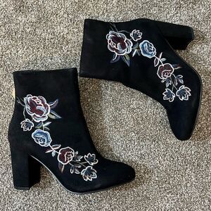 Hippie Laundry Darby Heeled Booties